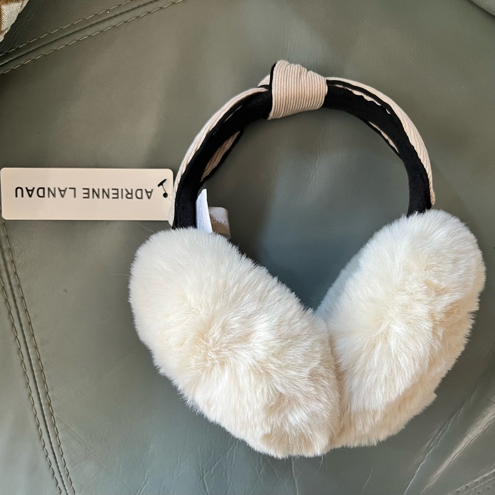 NWT Beautiful ADRIENNE LANDAU Soft FLUFFY Warm COZY Creamy EAR MUFFS - Picture 5 of 13